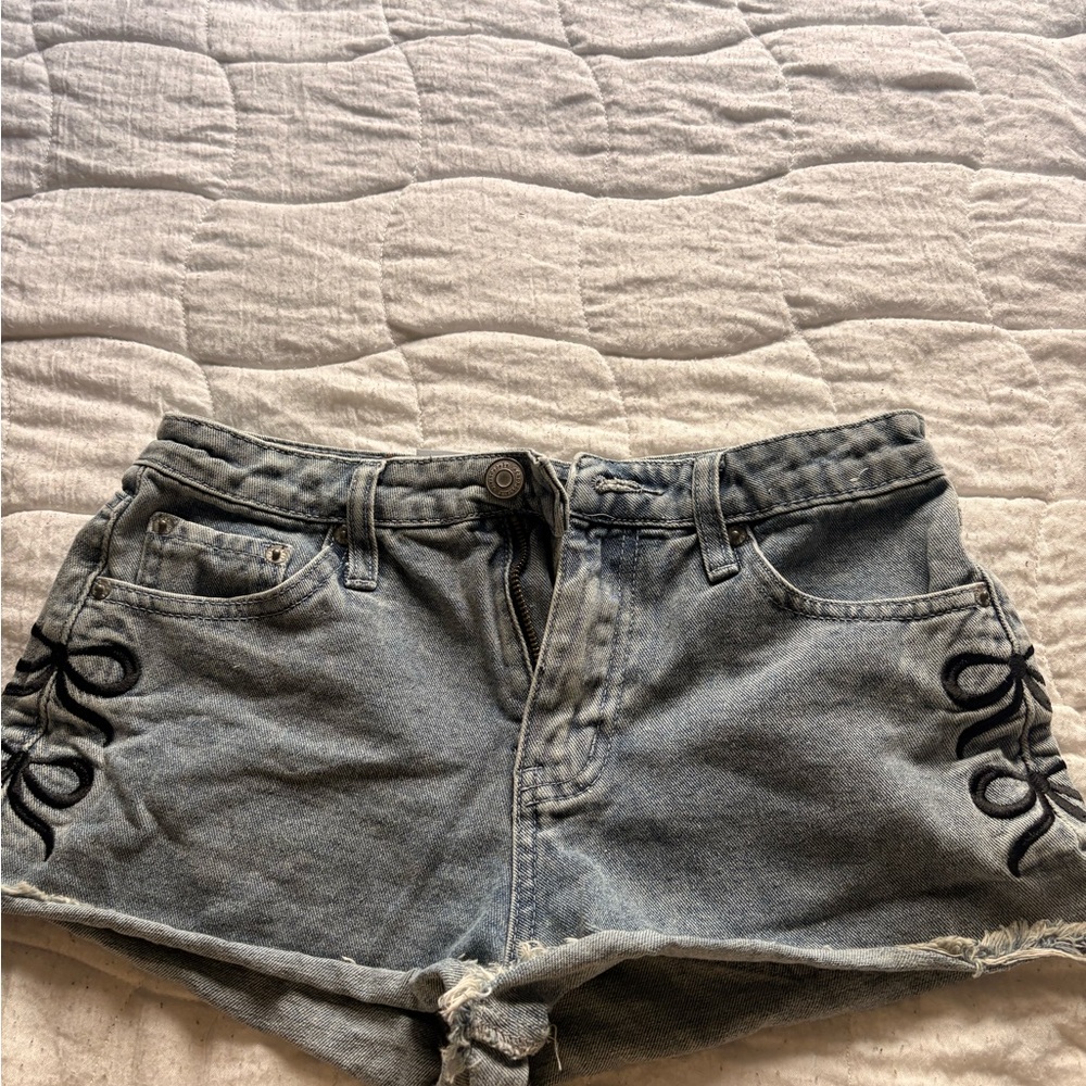 Aeropostale Gray Jean Shorts with Black Accents